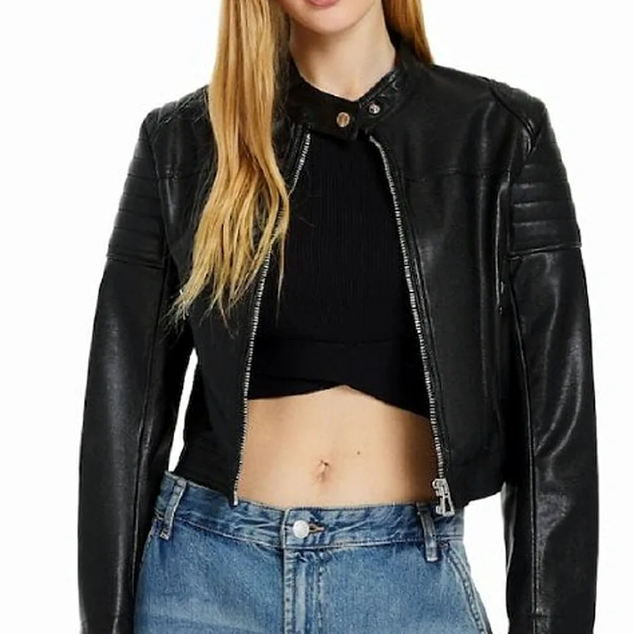 Кожаная куртка байкер Bershka, размер M