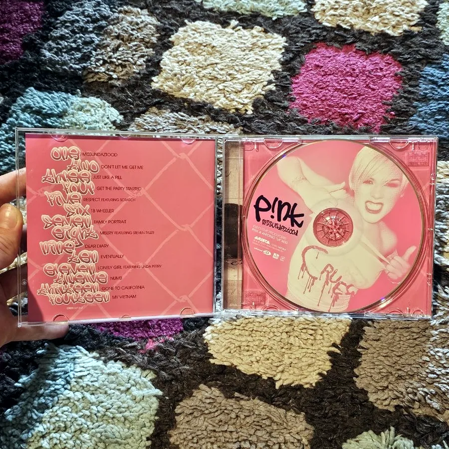 CD P!nk "M!ssundaztood", оригинал из Канады