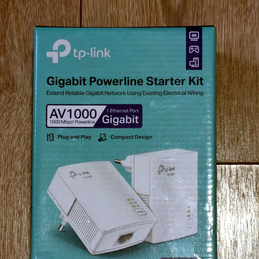 TP-Link TL-PA7017 KIT Powerline адаптер
