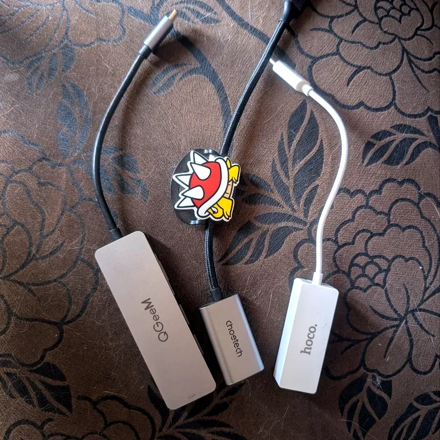 USB hub с card reader и HDMI