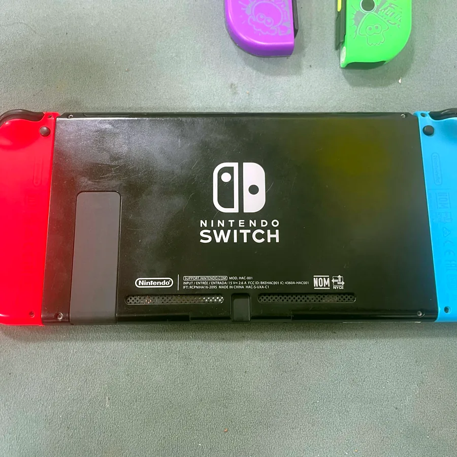 Nintendo Switch первой ревизии, прошитая, полный комплект