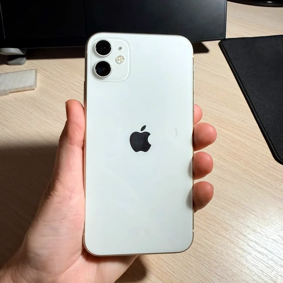 iPhone 11, 128 ГБ, белый