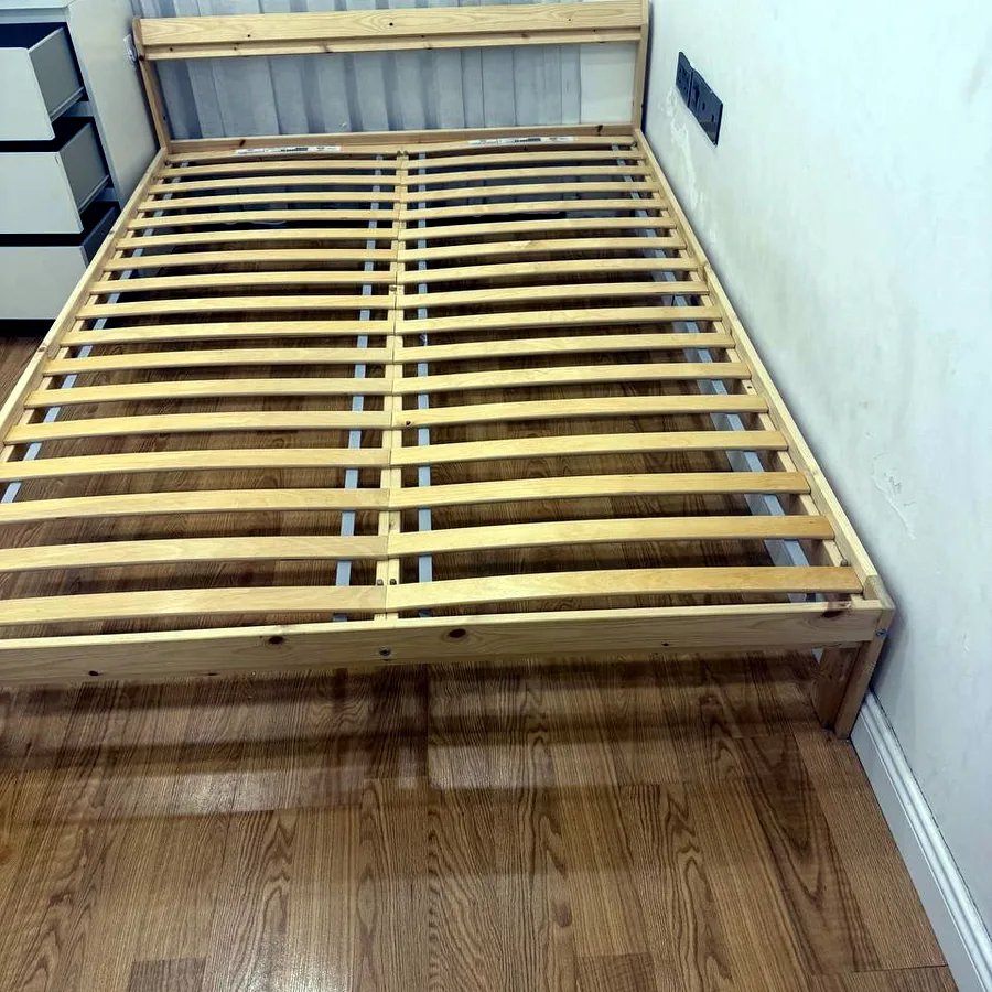 Кровать Ikea с матрасом