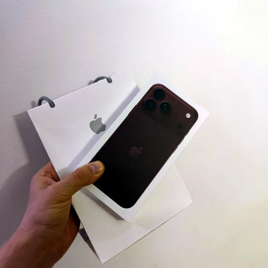 iPhone 18 Pro Max 256 GB, Burgundy
