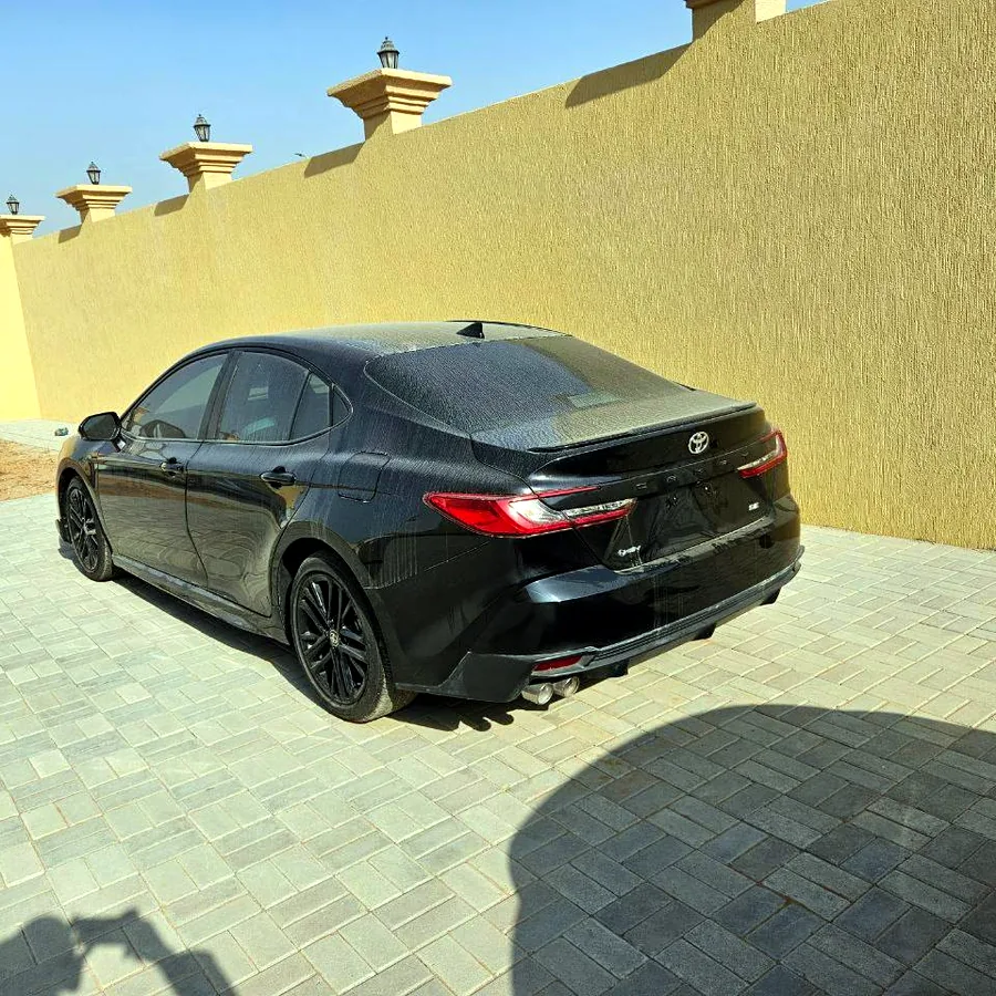 Toyota Camry 80 Sport Edition 2.5 гибрид, пробег 8000 миль