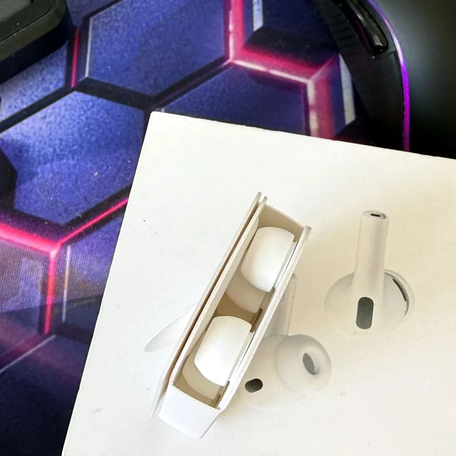 Apple AirPods Pro 3, почти новые