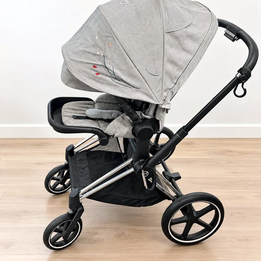 Коляска Cybex Priam 4 Koi Crystallized, Mid Grey