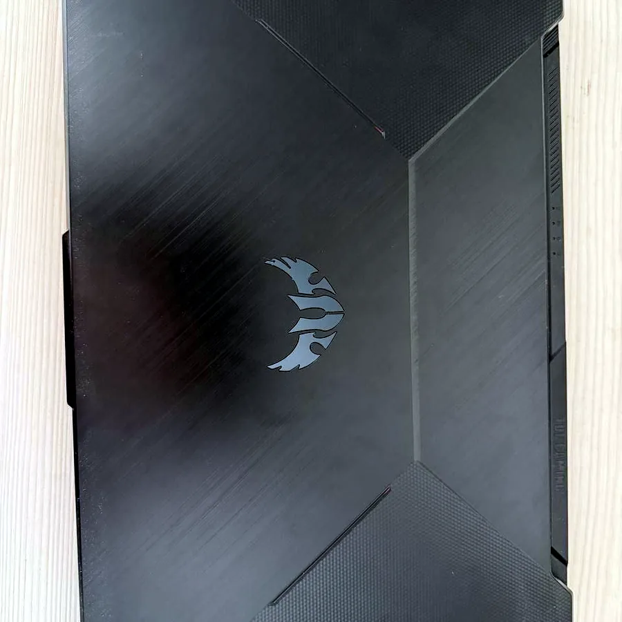 Ноутбук 17,3 дюйма, GTX1650, 16 ГБ ОЗУ, 500 ГБ SSD
