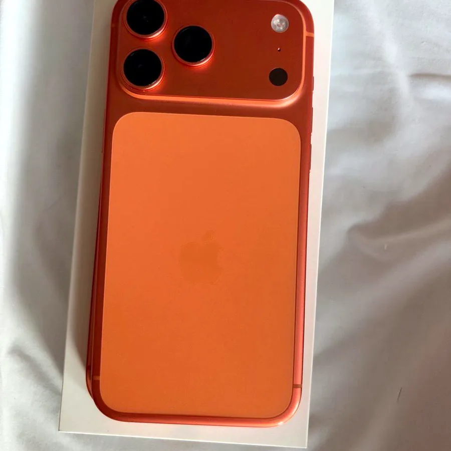 iPhone 17 Pro Max 256 ГБ, оранжевый