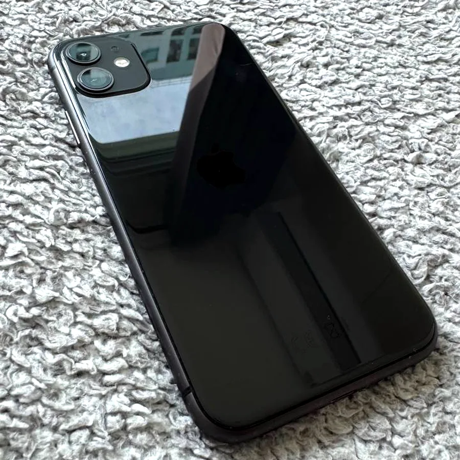 iPhone 11 64 GB, батарея 74%