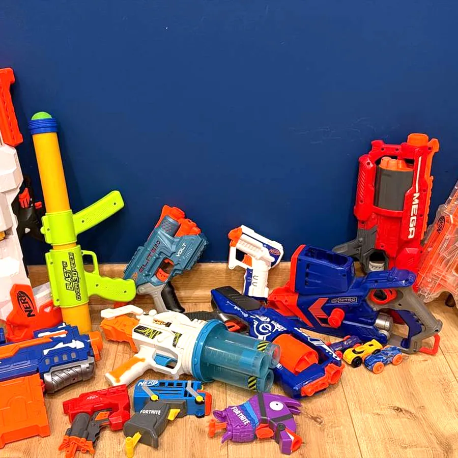 Nerf пистолеты и автоматы Fortnite