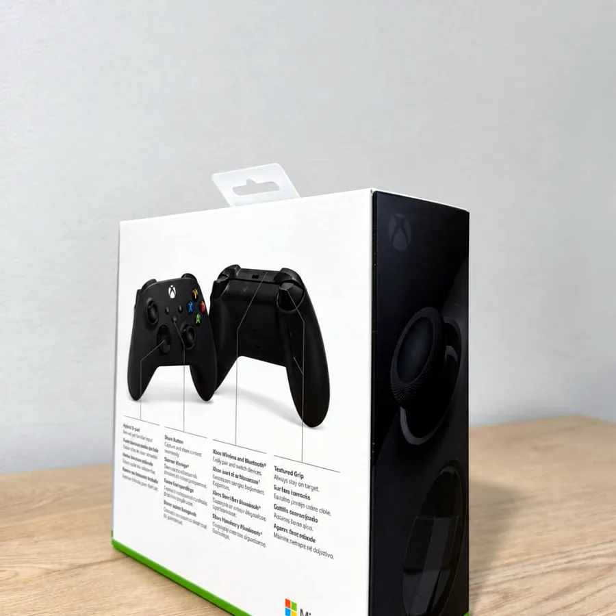 Геймпад Xbox Controller Carbon Black, новый