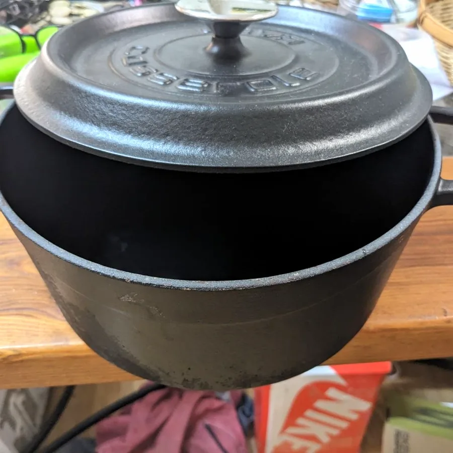 Чугунный казан 4 л, плоское дно