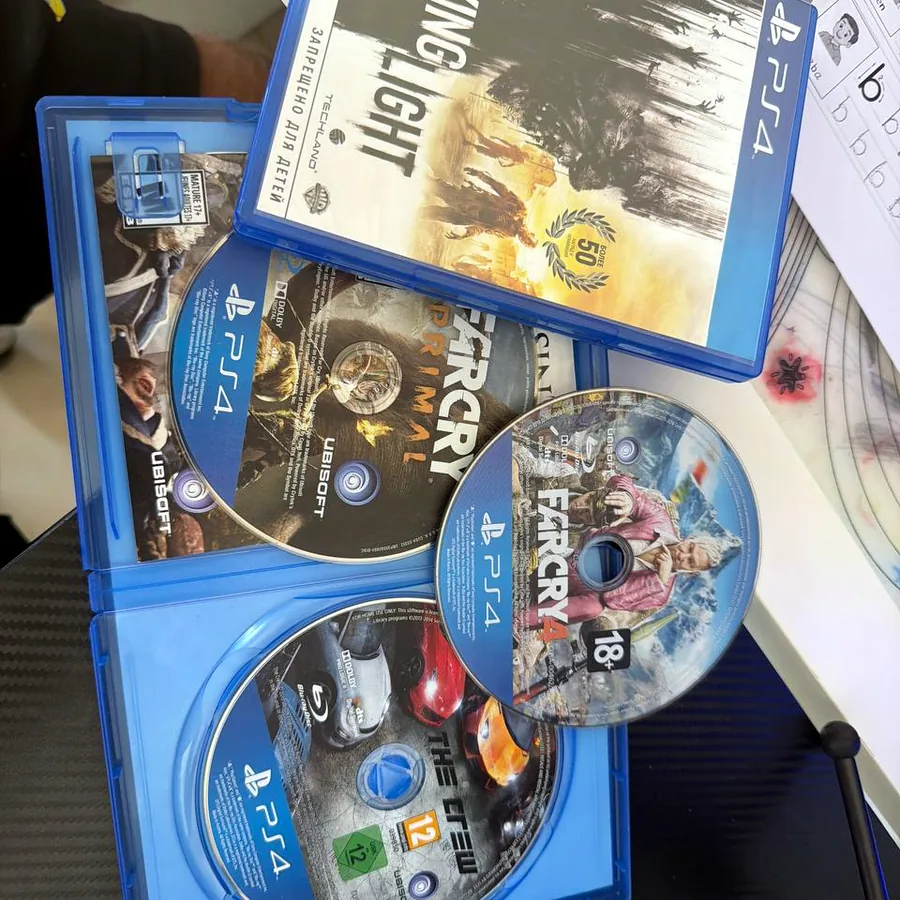 4 диска с играми для PS4