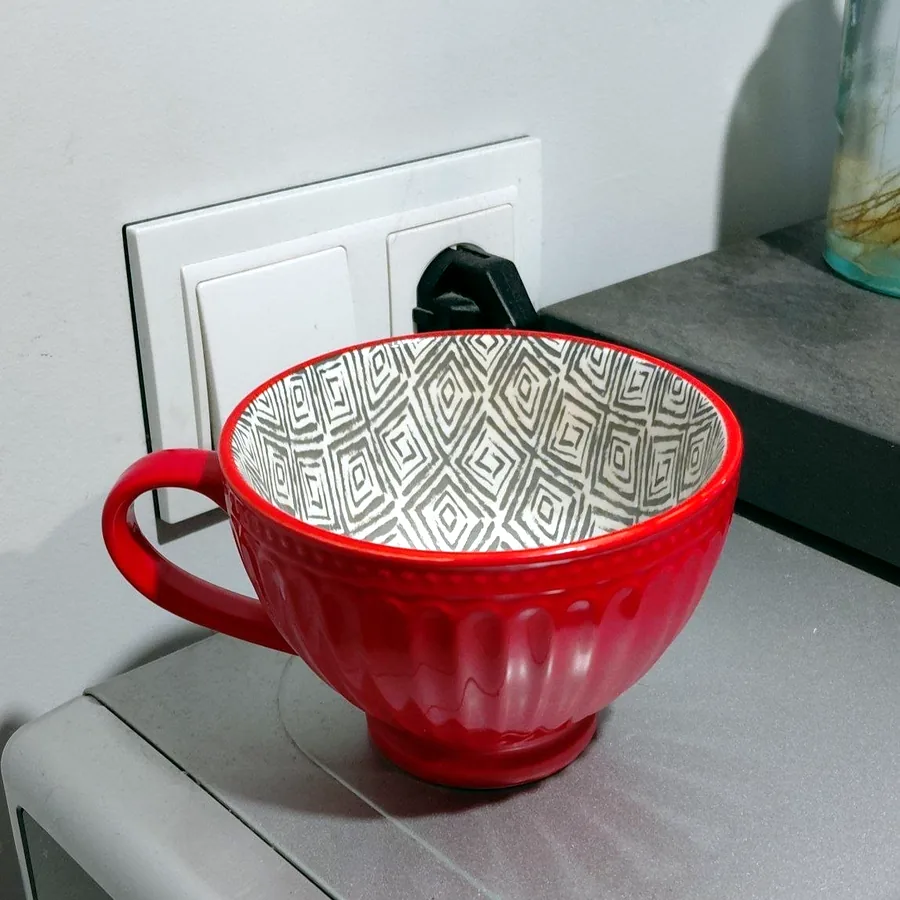 Посуда, 200 драм за предмет