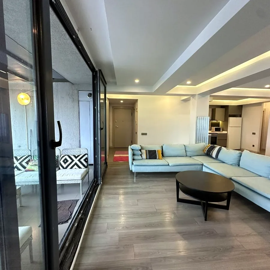 Квартира 2+1 с мебелью, терраса, рядом метробус