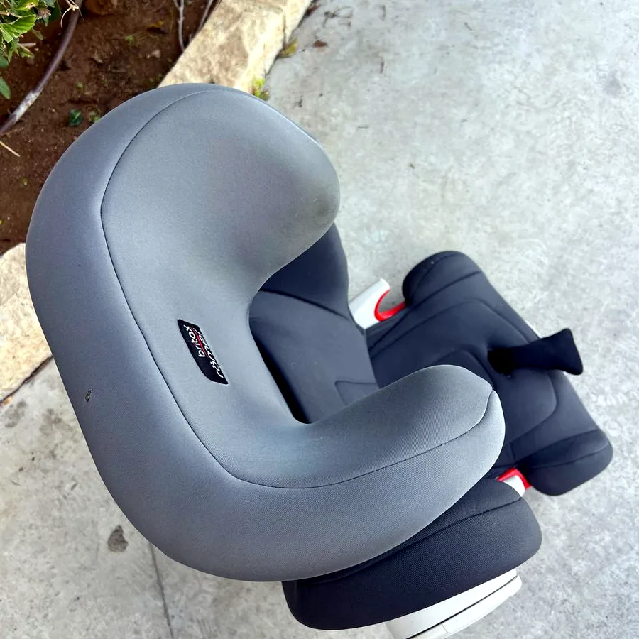 Детское автомобильное кресло Britax Romer KIDFIX