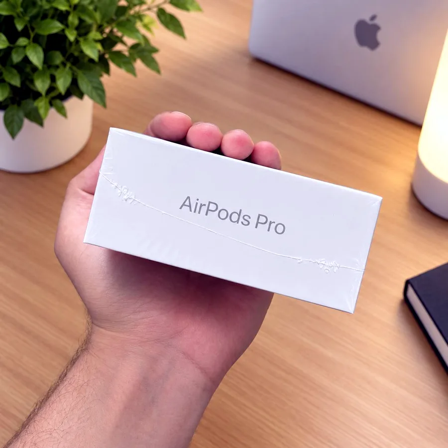Наушники AirPods Pro 3