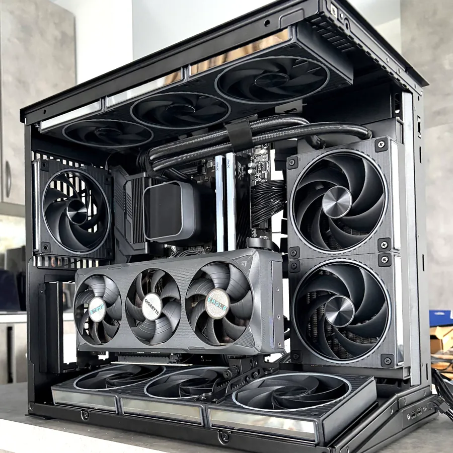Компьютер Ryzen 7 7800X3D, RTX 5070