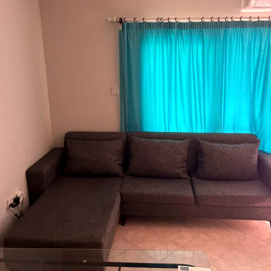 Диван
