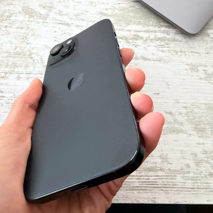 iPhone 15, 128 GB, состояние хорошее