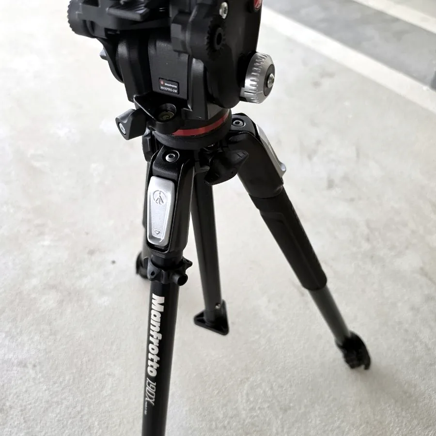 Штатив Manfrotto 190X ALU 3 SEC с головкой