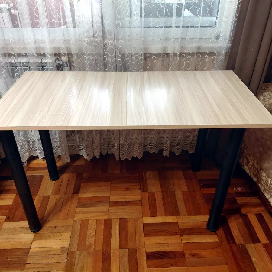 Стол 120x60 см, высота 72-73 см