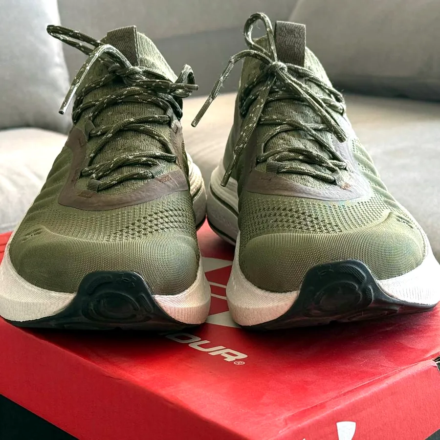 Кроссовки Under Armour HOVR Phantom 4, размер 45