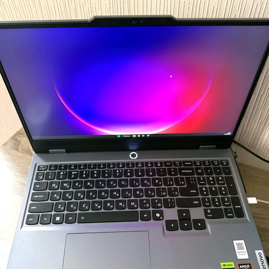 Ноутбук Lenovo LOQ 15, RTX 5060, Ryzen 7