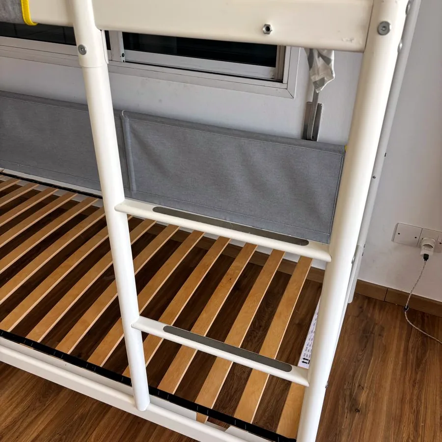Двухъярусная кровать IKEA, 90х200
