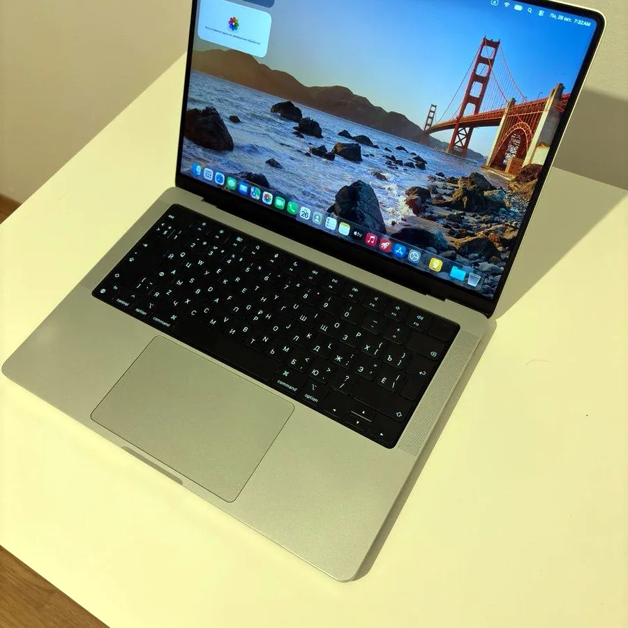 MacBook Pro 14 дюймов 2021, M1 Pro, 16 ГБ