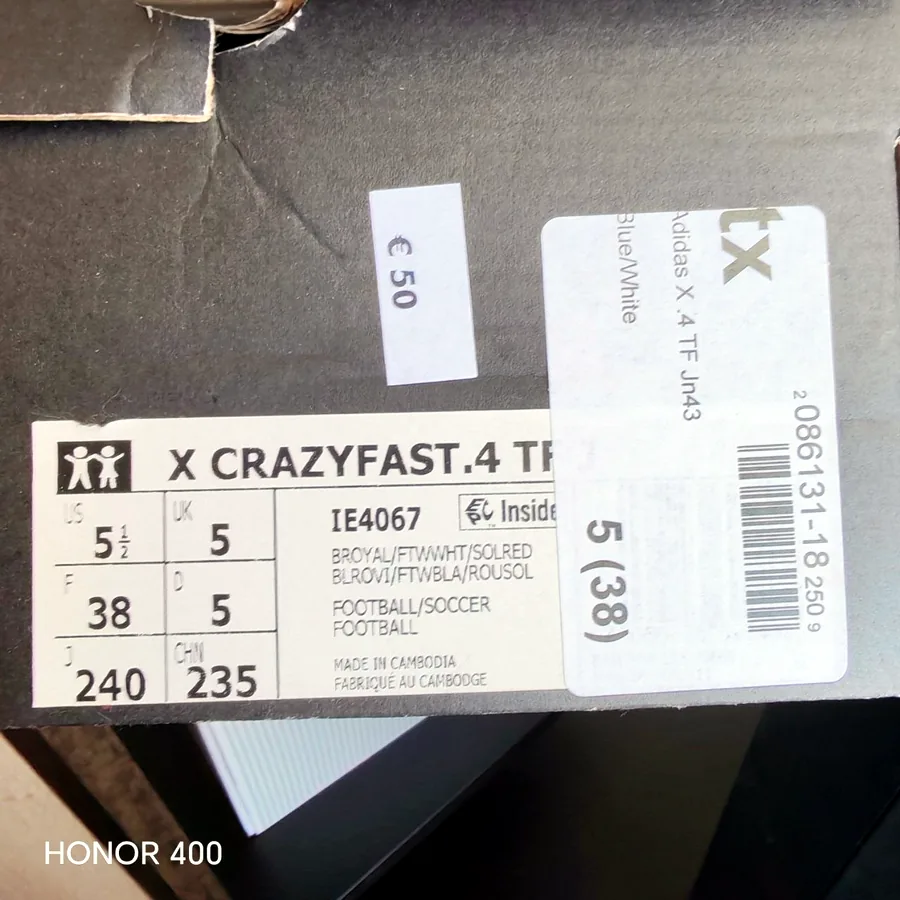 Бутсы новые, размер 38