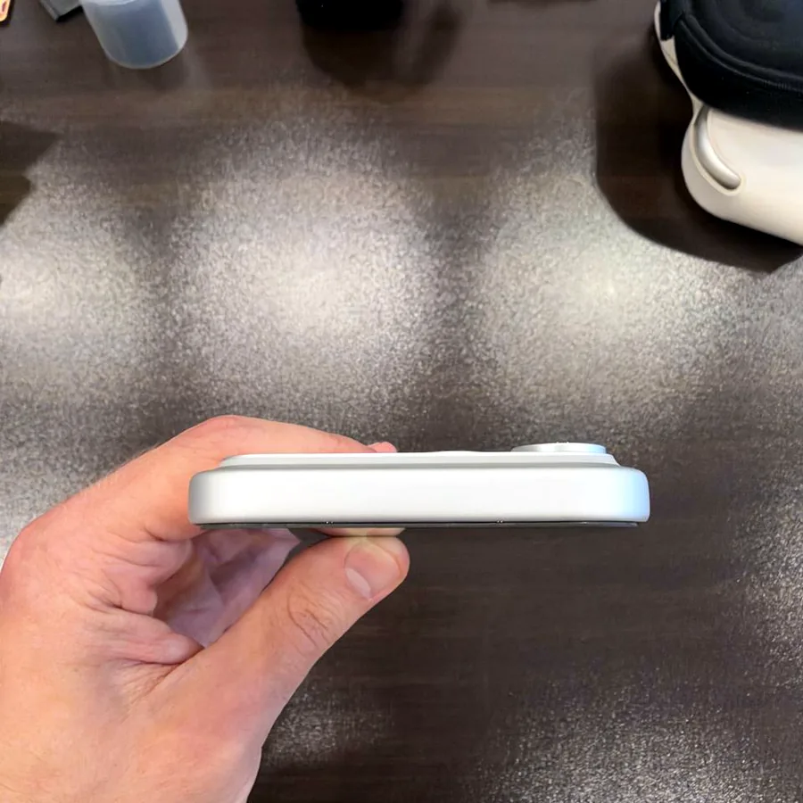 iPhone 17 Pro Max Silver 256GB, идеальное состояние