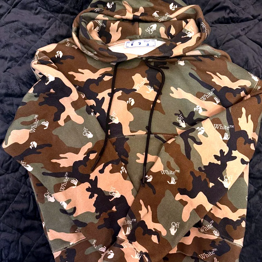 Off-White camo hoodie, размер M