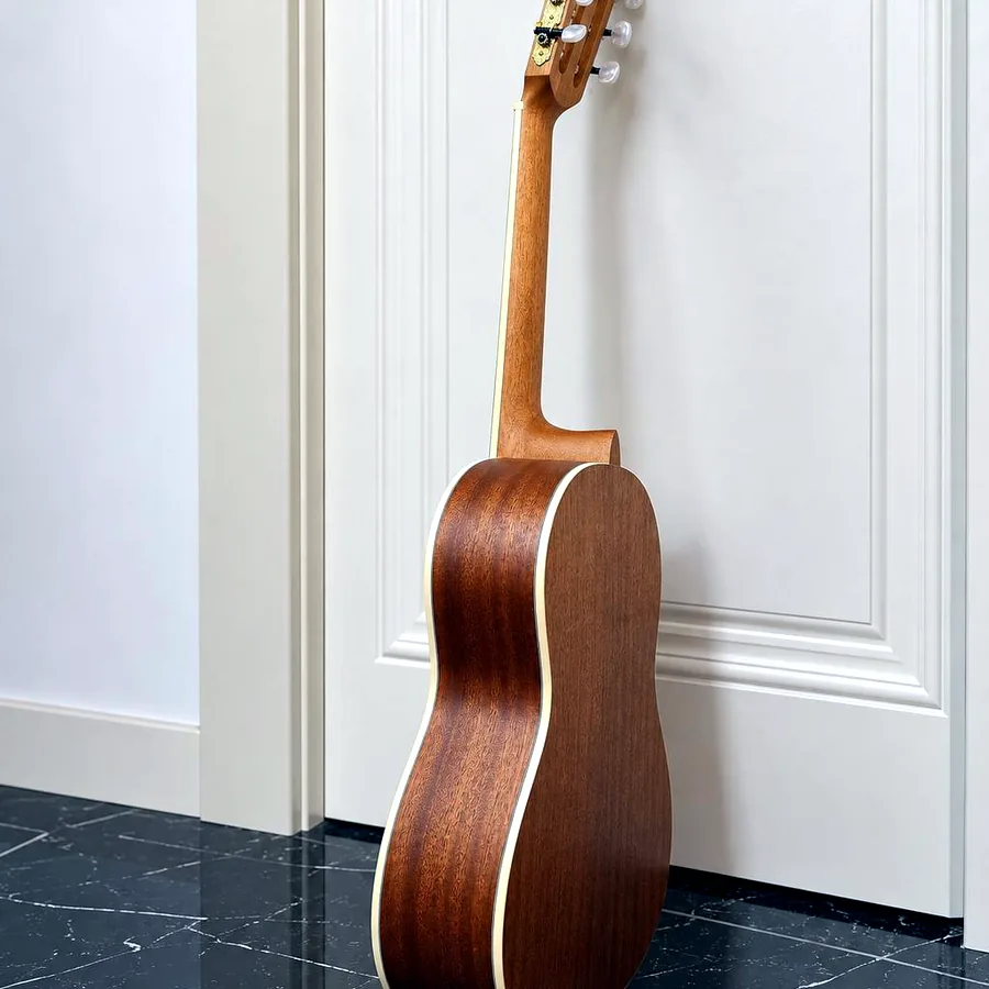 Классическая гитара Valencia VC354WR 4/4, Wine Red