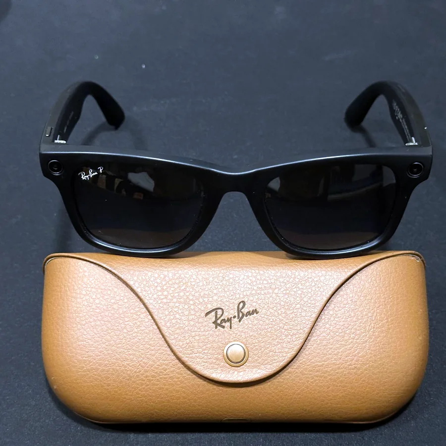 Очки Meta x Ray-Ban Wayfarer с камерой, размер M