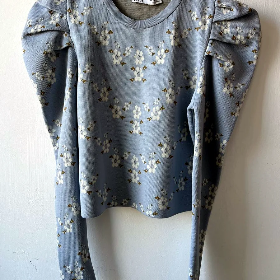 Блузка Zara, размер S, голубая