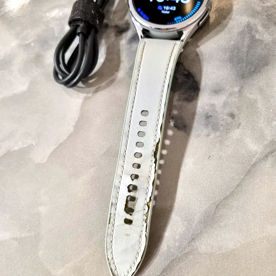 Часы Samsung Watch 6 Classic с зарядкой