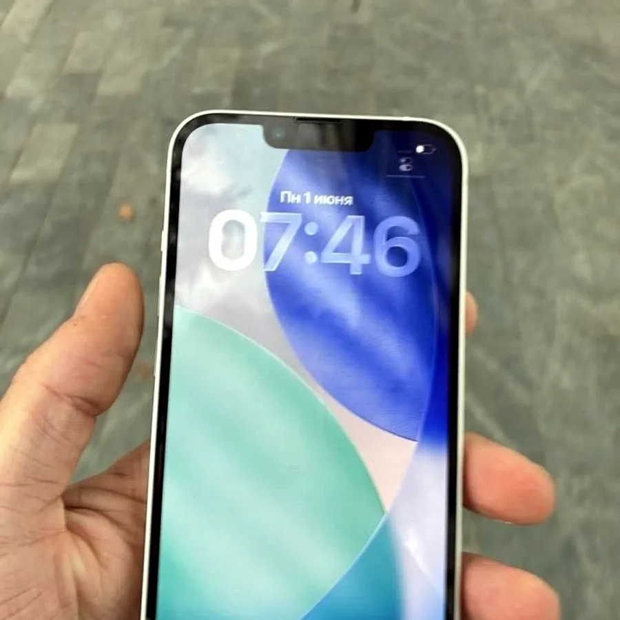 iPhone 14, батарея 84%, разблокирован