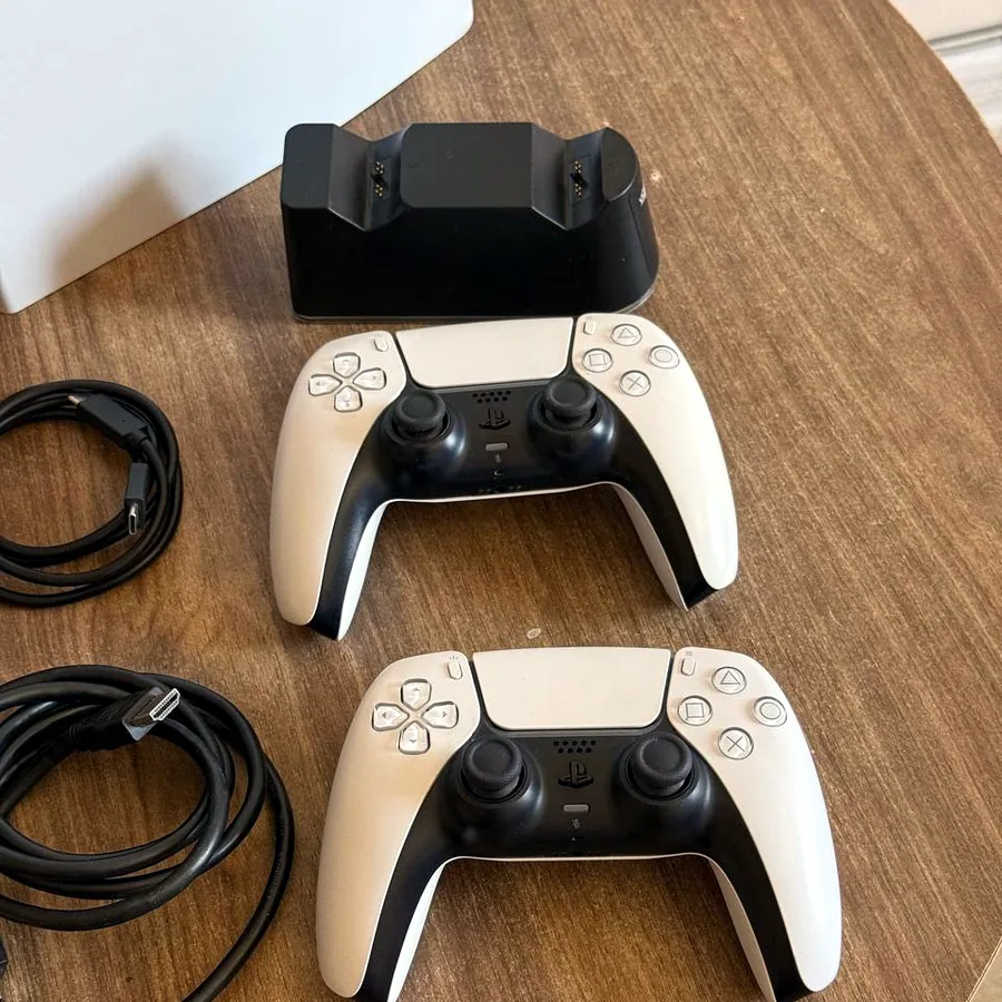 PlayStation 5 с дисководом, отличное состояние