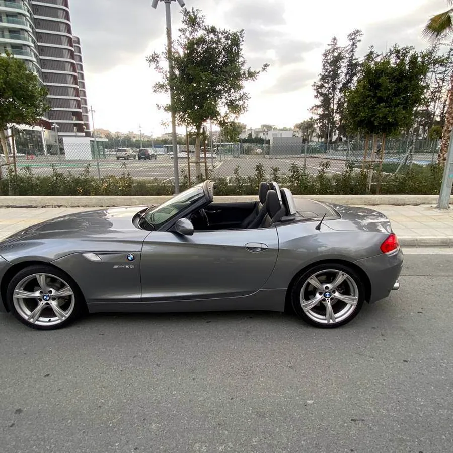 BMW Z4 2012, механика, пробег 128 000 км