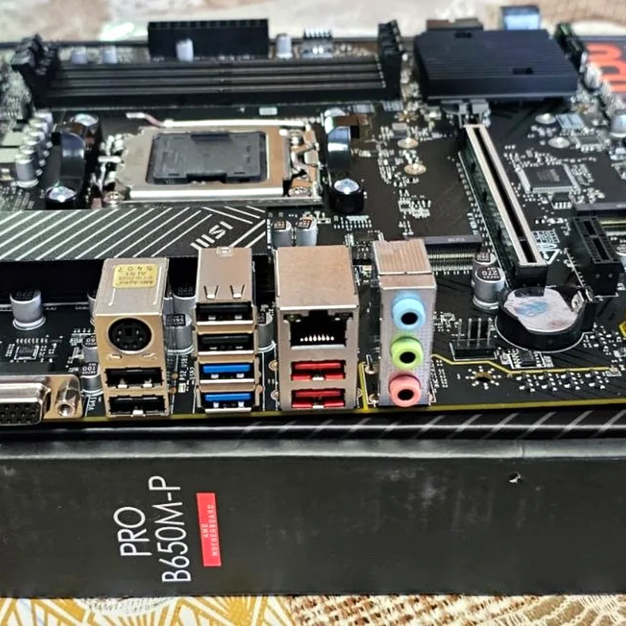 Материнская плата MSI PRO B650M-P