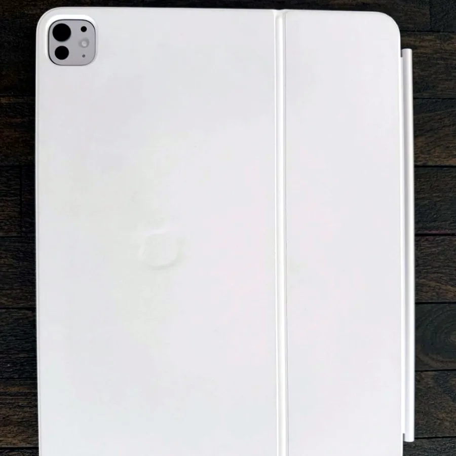 Apple iPad Pro M4 13 дюймов 256GB с Magic Keyboard