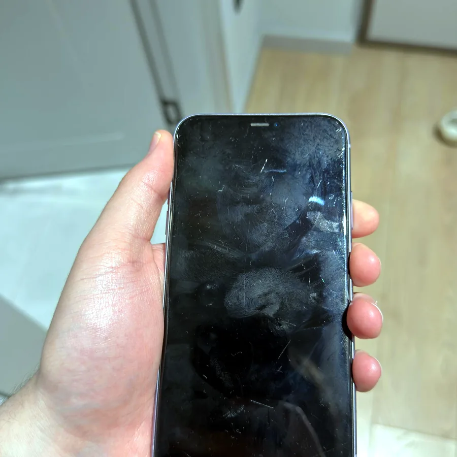 iPhone 11, 64 ГБ, аккумулятор 71%