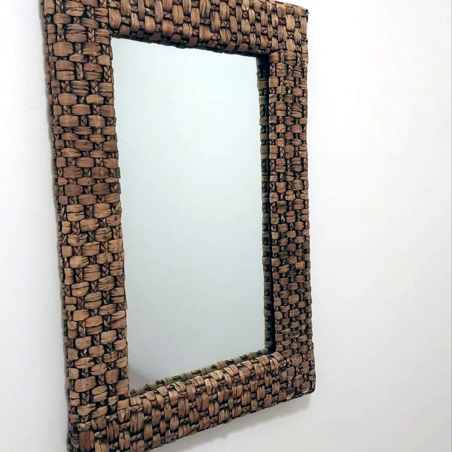 Дизайнерское зеркало, рама 47×70 см