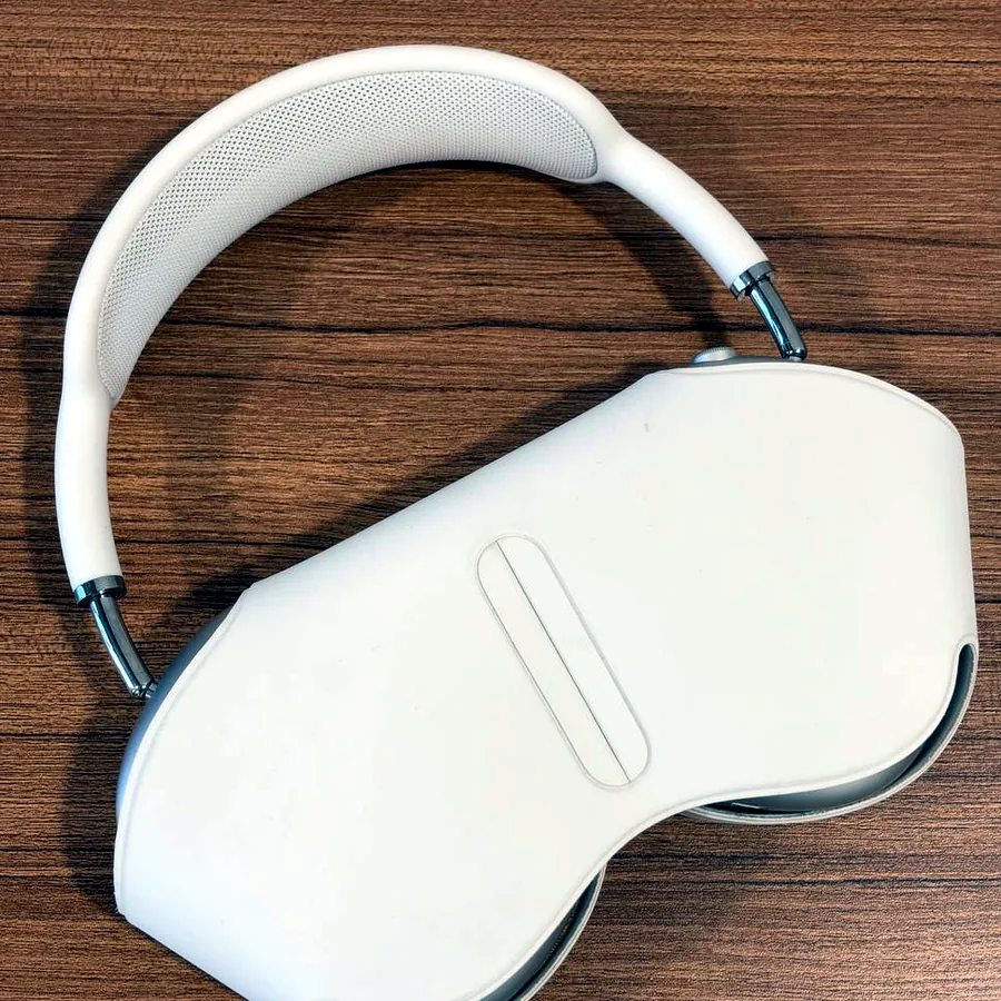 AirPods Max 2024