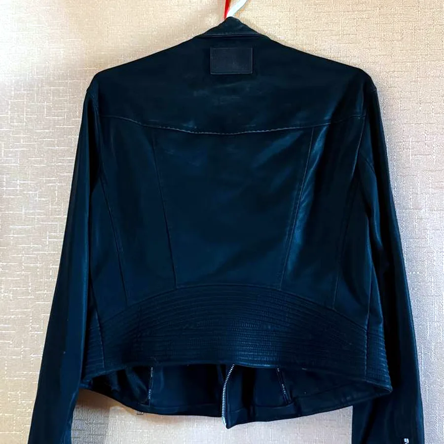 Куртка Guess оригинал, размер S