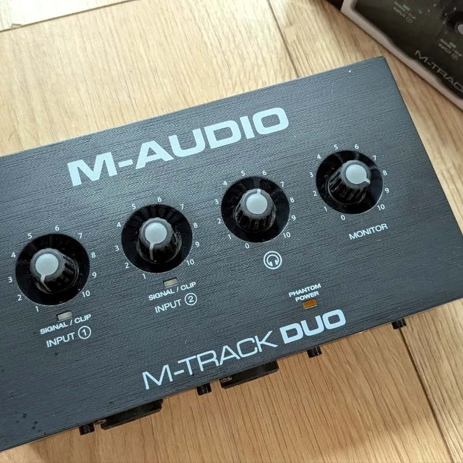 Аудиоинтерфейс M-Audio M-Track Duo