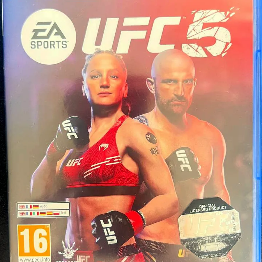 Диск UFC 5 для PS5