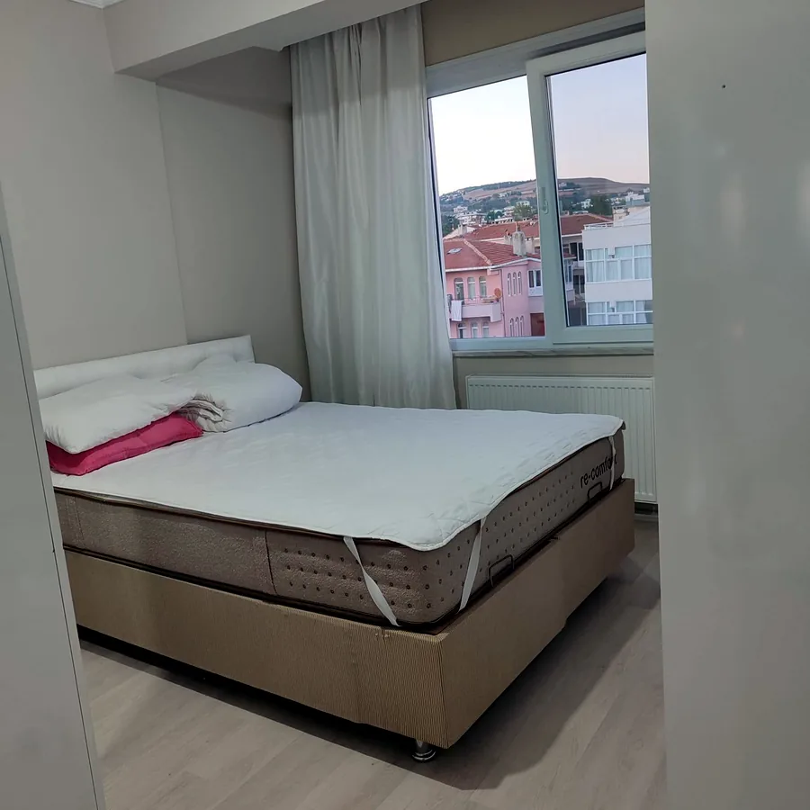 Комната для девушки в Стамбуле, Бюйюкчекмедже
